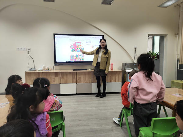 新建幼儿园开展安全教育日系列活动