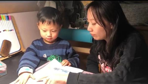 【快乐读书月 书香飘满屋】系列活动之——小四班阅读分享