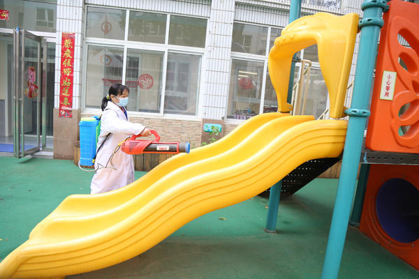 金水区新建幼儿园疫情防控——幼儿家长出现确诊病例应急处置演练