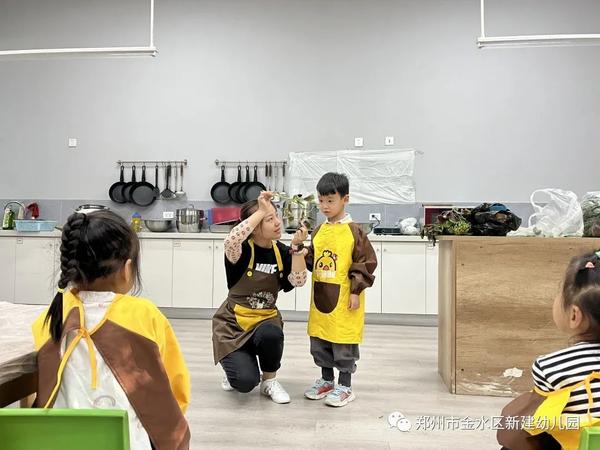秋分至 秋意浓——新建幼开展“秋分”节气主题活动