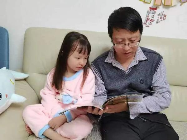 “感念师恩，礼敬教师”——尊师重教小故事家长说