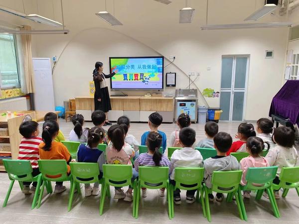 由“爱”开始，“卫”爱而行——金水区新建幼儿园开展爱国卫生月活动