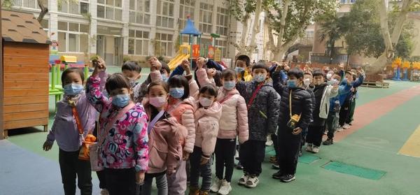 初冬之约 跨班趣游——郑州市金水区新建幼儿园大二班、大三班金水河之旅