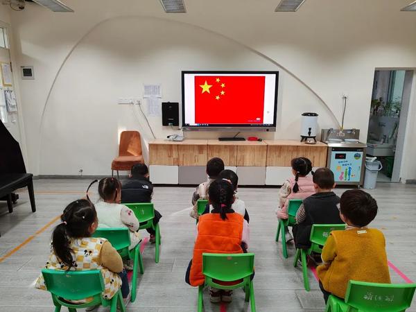 我是骄傲中国娃——金水区新建幼儿园小班联合开展爱国主义教育活动