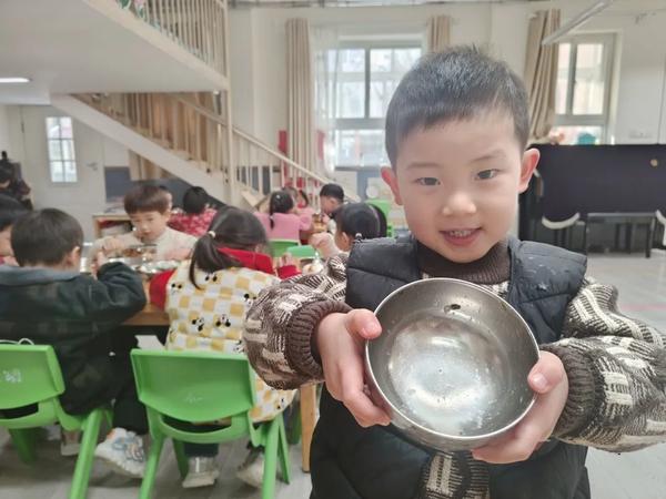 光盘行动 不负“食”光——金水区新建幼儿园小班联合开展勤俭节约主题活动