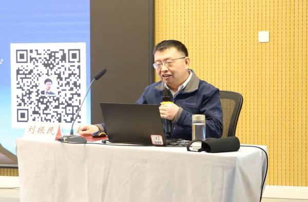 领航共建促发展 专家引领助成长--金水区新建幼儿园开展领航共建活动