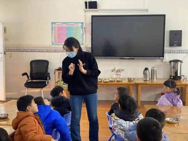 中医药进课堂——金水区新建幼儿园大二班开展家长进课堂活动