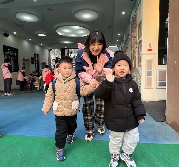 初春相见 “幼”见美好--金水区新建幼儿园开学第一天暨开学第一课