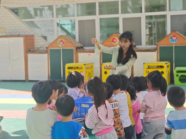 劳动小巧手·不负好“食”光——郑州市金水区新建幼儿园小四班开展小帮厨活动