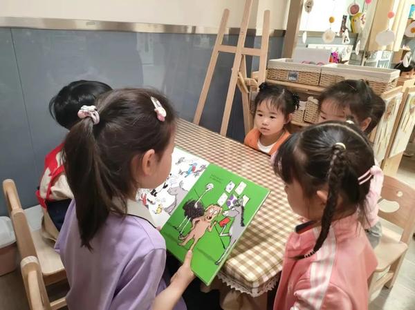 春光美如斯，正是读书时——金水新建幼世界读书日主题活动