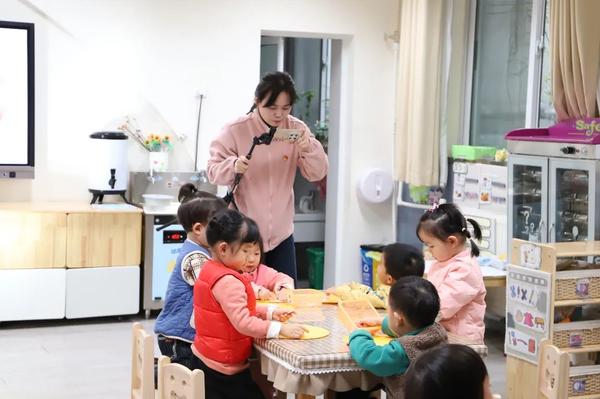 相聚云端 共见成长--金水区新建幼儿园开展线上家长开放日活动